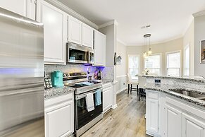 9 Mi to Uptown: Abode w/ Hot Tub in Charlotte!
