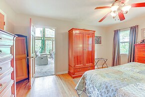 1440 Getaway w/ Yard & Deck ~ 16 Mi to Rochester