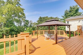 1440 Getaway w/ Yard & Deck ~ 16 Mi to Rochester