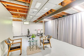 1440 Getaway w/ Yard & Deck ~ 16 Mi to Rochester