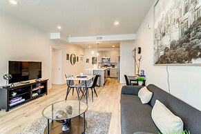 Pet-friendly Condo w/ Balcony ~ 17 Mi to Denver