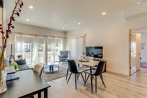 Pet-friendly Condo w/ Balcony ~ 17 Mi to Denver