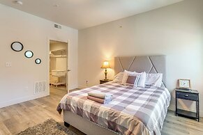 Pet-friendly Condo w/ Balcony ~ 17 Mi to Denver