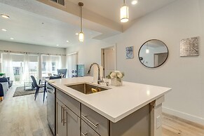 Pet-friendly Condo w/ Balcony ~ 17 Mi to Denver