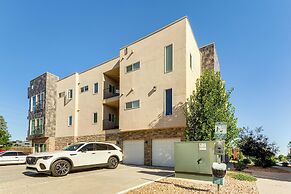 Pet-friendly Condo w/ Balcony ~ 17 Mi to Denver
