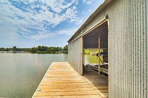 On-site Lake Access: Pet-friendly Vinita Home