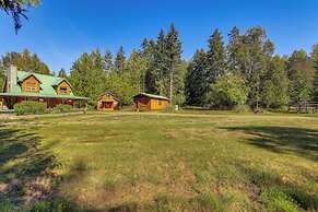 Cabin on 5 Acres in Port Angeles w/ Fire Pit!