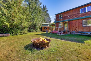 Cabin on 5 Acres in Port Angeles w/ Fire Pit!