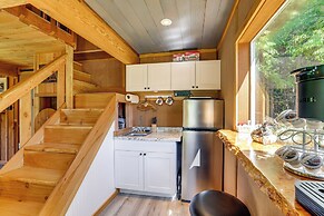 Cabin on 5 Acres in Port Angeles w/ Fire Pit!