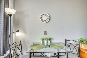 Daytona Beach Condo w/ Balcony: 5 Mi to Speedway!