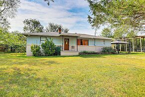 Rural Escape Near Lake Ouachita w/ Gas Grill!