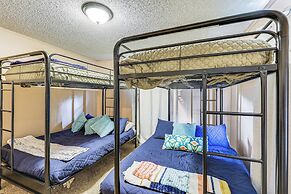 Rural Escape Near Lake Ouachita w/ Gas Grill!