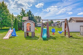 Family-friendly Unit: 8 Mi to Appleton Downtown!