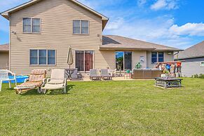 Family-friendly Unit: 8 Mi to Appleton Downtown!