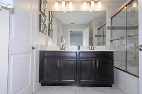 Stunning 4Bd w Pool Storey Lake Resort 4821