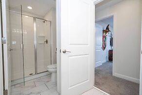 Stunning 4Bd w Pool Storey Lake Resort 4821