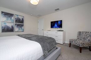 Stunning 4Bd w Pool Storey Lake Resort 4821