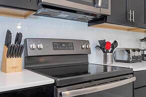 Stunning 4Bd w Pool Storey Lake Resort 4821