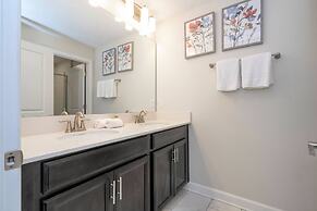 Stunning 4Bd w Pool Storey Lake Resort 4821