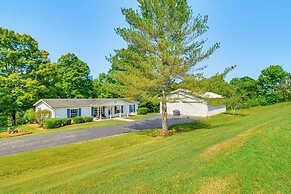 Home Near Dale Hollow Lake: Deck & Fire Pit