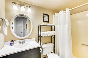 Osage Beach Home w/ 3 Decks in Margaritaville!