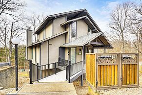 Osage Beach Home w/ 3 Decks in Margaritaville!