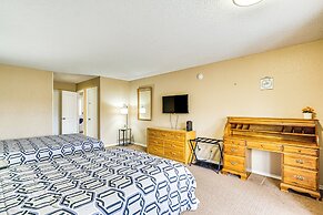 Osage Beach Home w/ 3 Decks in Margaritaville!