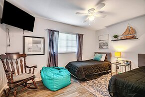 Private Pool & Yard: Dog-friendly Cape Coral Home