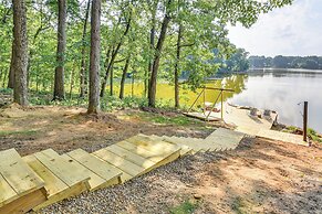 Three Rivers Cottage w/ Private Dock & Fire Pit!