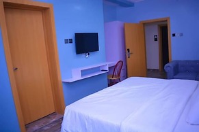 Camas Hotel and Suites