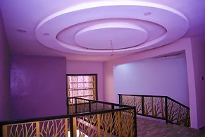 Camas Hotel and Suites