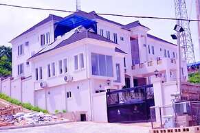 Camas Hotel and Suites