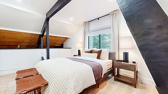 Bigwood #96 2 Bedroom Condo by RedAwning