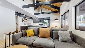 Bigwood #96 2 Bedroom Condo by RedAwning