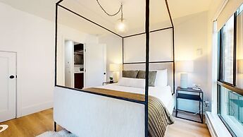 Bigwood #96 2 Bedroom Condo by RedAwning