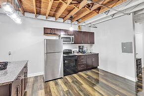 Stylish Chic Retreat At Lafayette Lofts 1 Bedroom Apts by RedAwning