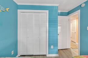 Almost Heaven 2 Bedroom Condo by RedAwning