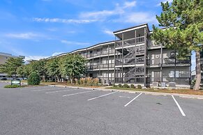 Almost Heaven 2 Bedroom Condo by RedAwning