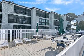 Almost Heaven 2 Bedroom Condo by RedAwning