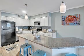 Almost Heaven 2 Bedroom Condo by RedAwning