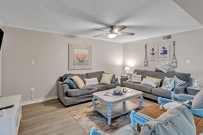 Almost Heaven 2 Bedroom Condo by RedAwning