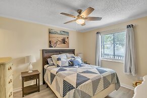 Almost Heaven 2 Bedroom Condo by RedAwning