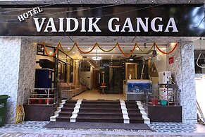 HOTEL VAIDIK GANGA