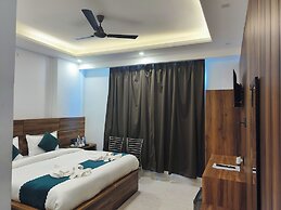 HOTEL VAIDIK GANGA