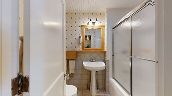 Trout House Village Resort