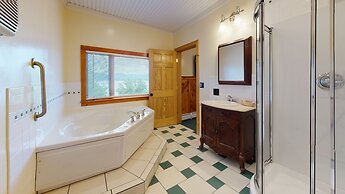 Trout House Village Resort