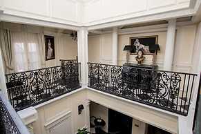 Orangesquare-4bedroom -4 Bathrooms-8 Guests