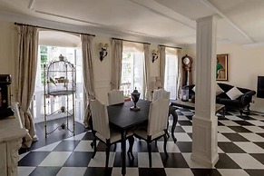 Orangesquare-4bedroom -4 Bathrooms-8 Guests