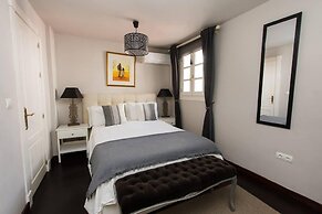 Orangesquare-4bedroom -4 Bathrooms-8 Guests