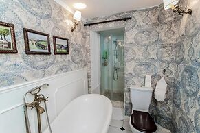 Orangesquare-4bedroom -4 Bathrooms-8 Guests